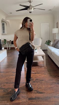 Outfit With Loafers Women, Black Slacks Outfit, Downtown Sweater, Slacks Outfit, Aesthetic 80s, Grunge Fits, Crop Top Sleeveless, Top Summer Outfits