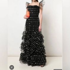 Notte Marchesa Off The Shoulder Black And Gold Tiered Evening Dress Size 6 In Excellent Conditions Tiered Gown, Marchesa Dresses, Marchesa Dress, Marchesa, Black And Gold, Evening Dress, Off The Shoulder, Gold Color, Evening Dresses