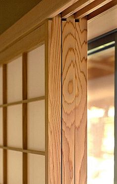 Kyoto State Guest House　京都迎賓館, artistry of matching boards where no one will look Xmas Bedroom Decor, Apartment Front Door, Apartment Front Door Decor, Xmas Bedroom, Shoji Screen Doors, Japanese Sliding Doors, Apartment Front, Shoji Doors, Japanese House Design