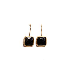 This pair of Antika single stone earrings is uniquely handcrafted with one semi-precious stone and an easy hook insert. Material: 24k gold vermeil (.925 sterling silver base) Shape: Square ﻿Stone: ﻿Black Onyx Crystal Cut Minimalist Brass Earrings With Gemstone, Minimalist Brass Gemstone Earrings, Minimalist Gold-plated Gemstone Earrings, Minimalist Gold Plated Gemstone Earrings, Minimalist Gemstone Earrings For Formal Occasions, Everyday Gold Plated Gemstone Earrings, Gold Onyx Drop Earrings, Gold Onyx Earrings For Pierced Ears, Modern Gold Onyx Earrings