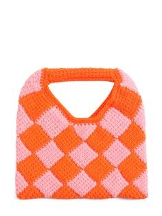 Height: 15cm Length: 25cm. Single top handle. No closure. Front logo patch detail W Logo, No Closure, Woven Tote Bag, Orange Pink, Womens Tote Bags, Pink Girl, Patch Logo, Top Handle, Orange Color