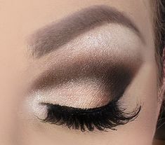 Natural Smokey Natural Smokey Eye, Smokey Eye For Brown Eyes, Best Beauty Tips, Kiss Makeup, I Love Makeup, Eye Make, Pretty Eyes