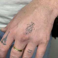 Cute Tats, Handpoke Tattoo, Poke Tattoo, Dainty Tattoos, Sam Smith, Aesthetic Tattoo, Hand Tattoo, Dope Tattoos, Skin Art