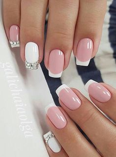 Unhas Decoradas com Pedras – Dicas e inspirações French Tip Nail Art, Square Nail Designs, Pretty Nail Art Designs, White Nail, Fancy Nails, Manicure E Pedicure, Nail Polishes