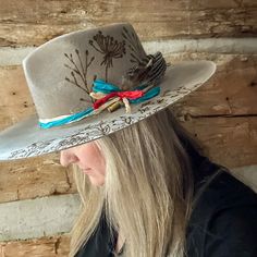 Rancher style cowboy hat for cowgirls custom burned by hand exclusively for Bourbon Cowgirl by KC Lids! These hats are only found here. We worked with this popular designer to create our very own look. 100% wool hat. One size fits all, as the interior band is adjustable to fit most. A beautiful rancher style with a pinch front crease, this gorgeous gray cowgirl hat is sanded and torched to a beautifully burnished and distressed finish. Firm shape (do not crush). Our artisan has hand burned a bea Horse Flowers, Country Music Concerts, Bullet Shell, Rancher Hat, Pheasant Feathers, Hat Custom, Cowgirl Hat, Cowgirl Hats, Senior Pics