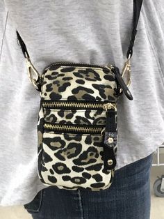 new Chico's - S, Gorgeous Cheetah Crossbody Crossbody Bag. Perfect for cell phone, lipstick, credit cards and money. See pics Leopard Print Bag, Cheetah Pattern, Cell Phone Purse, Summer Blue, Metal Hardware, Blue Nails, Stylish Accessories, Crossbody Strap, Christmas List