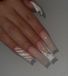 Clear Christmas Nails, Clear Glitter Nails, Pretty Fingers, Henna Nails, Gold Acrylic Nails, Long Acrylic Nail Designs, Baby Nails, Colored Acrylic Nails