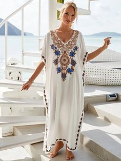 Boho Embroidered Vintage Kaftan – The Evergreen Cart High Waist Maxi Dress, Beach Blouse, Long Kaftan, Beach Dresses Summer, Embroidered Maxi Dress, Swimsuit Dress, Bohemian Dress, Womens Tunics, Cover Up Dress