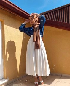 Hijab Dress Party, Hijab Fashion Summer, Estilo Hijab, Stile Hijab, Street Hijab Fashion, Modern Hijab Fashion, Stylish Hijab, Modest Fashion Hijab, Hijab Style Casual