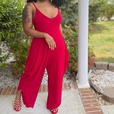 Trendy Jumpsuit / Jumper. Flowly Look Trendy Jumpsuit, Red Jumpsuit, M Pants, Wearing Red, Lady In Red, Pant Jumpsuit, Jumper, Pants For Women, Jumpsuit