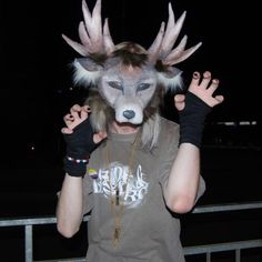 Deer Mask Therian, Cosplay Mask Ideas, Cool Therian Mask, Husky Therian Mask, Possum Therian Mask, Bat Therian Mask, Racoon Therian Mask, Canine Therian Mask, Scene Therian Mask