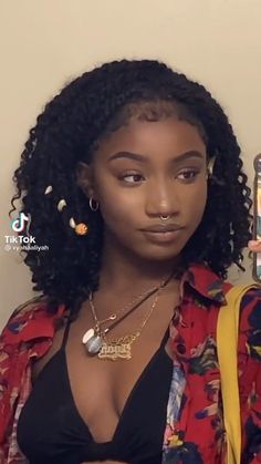 Fluffy Mini Twist, Mini Twists With Bangs, Black Hairstyles Shoulder Length, Shoulder Length Black Hairstyles, Alopecia Hairstyles Black Women, Short Hairstyle Women Black, Twists Natural Hair, Mini Twists