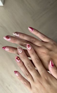 Summer blooming nails Blooming Nails, Hippie Nails, Simple Acrylic Nails, Classy Acrylic Nails, Nails Pink, I Love Nails, Pink Acrylic Nails