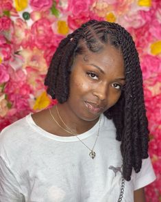 Bob Dreads, Sisterloc Hairstyles, Loc Bob, Dreadlocks Hair Care, Lock Styles, Short Dreadlocks Styles, Dreads Styles For Women, Locs Styles, Trendy Bob Hairstyles