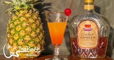 Pineapple Upside Down Drink, Pineapple Upside Down Cake Shot Recipe, Royal Cocktails, Pineapple Upside Down Cake Shot, Juice Party, Fourth Of July Drinks, Flavored Liquor