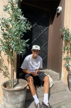 Men’s Summer Aesthetic, Men’s Summer Vibe, Jorts Sambas Outfit Men, Gorpcore Summer Men, Men’s Summer Streetwear 2024, Y2k Outfits Men, Streetwear Outfit Ideas, Boys Fits, Drippy Outfit