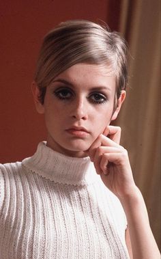 Twiggy Lawson, Twiggy 60s, Twiggy Makeup, Putri Diana, Twiggy Fashion, 60s Girl, 1960s Hair, 60s Hair, 1960 Fashion