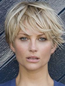 Messy Bob Hairstyles, Chic Short Hair, Medium Short Hair, Super Short Hair