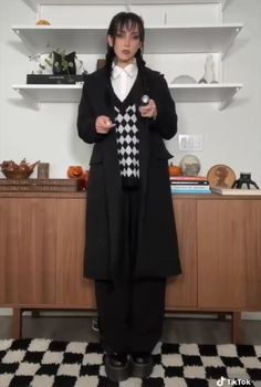 Addams Inspired Outfit, Wednesday Addams Inspired Outfit, Wednesday Clothes, Wednesday Addams Inspired, Wednesday Addams Outfit, Wednesday Outfit, Soft Grunge Outfits, Casual Goth, Corporate Fashion