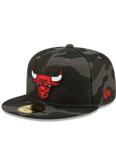 Hip Hop Fan Gear Cap, Hip Hop Style Fan Gear Cap, Casual Snapback Baseball Cap For Fan Gear, Casual Snapback Baseball Cap For Fans, Streetwear Snapback Fitted Hat With Logo Patch, Casual Snapback Fitted Hat For Fan Merchandise, Casual Snapback Fitted Hat For Sports Events, Casual Flat Bill Hats For Fan Merchandise, Casual Flat Bill Fan Merchandise Hat