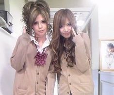 Fashion Subcultures, Gyaru Kawaii, Heart Fashion, Fashion Aesthetics