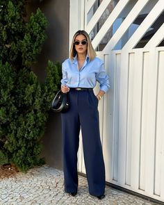 Outfit Ideas Blue Pants, Navy Chic Outfit, Navy Wide Pants Outfit, Navy Pants Outfits For Women, Navy Blue Corporate Outfit, Blue Corporate Outfit, Dark Blue Pants Outfit Women, Navy And Gray Outfit, Navy Blue Palazzo Pants Outfit