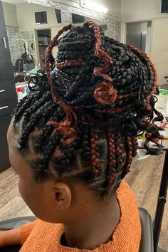 25 Medium Knotless Braids Hairstyles: Stunning Looks for Every Occasion | Lookosm Style Medium Knotless Braids, Knotless Braids Updo, Braids Inspiration, Box Braids Bob, Braids Updo