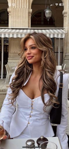 Hairstyle Balayage, Balayage Hairstyle, Honey Brown Hair, Brown Hair Inspo, Brunette Hair With Highlights, Honey Blonde Hair, Blonde Hair Inspiration, Honey Hair