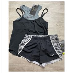 New With Tags Stretch Black Tops For Playwear, Black Stretch Tops For Playwear, Gray Sporty Tops For Playwear, Black Spring Playwear Tops, Nike Gray Stretch Top, Casual Black Playwear Tops, Casual Black Tops For Playwear, Black Casual Playwear Tops, Nike Summer Gray Tops