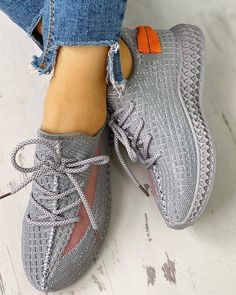 Female Shoes, Lightweight Sneakers, Best Stretches, Breathable Sneakers, Brown Sneakers, Comfortable Sneakers, Platform Sneaker, Trend Fashion, Good Stretches