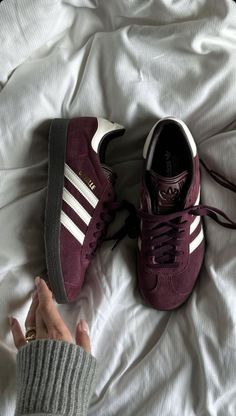 #adidas #adidasgazelle #gazelle #sneakers #gazellesneakers #fashion credit to the original! Sepatu Platform, Stile Kylie Jenner, Dream Shoe, Paris Mode, Clothes Aesthetic