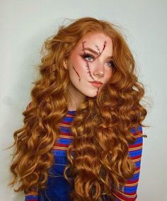 Female Chucky Cosplay, Cute Chucky Makeup, Easy Chucky Makeup, Female Chucky Makeup, Halloween Costume Redhead, Chucky Female Costume, Chucky Makeup Female Easy, Girl Chucky Makeup, Diy Chucky Costume Women