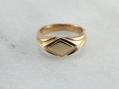 Wax Carved Ring, Rose Gold Top, Wax Ring, Retro Era, Wax Carving, Rose Tone, Signet Rings, Long History, Gold Top