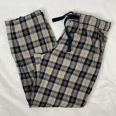 UGG Mens Sz L Gray Black Plaid Pajama Pants Soft Flannel Drawstring 30” Inseam  | eBay Black Plaid Pajama Pants, Mha Dr, Plaid Pajama, Plaid Pajama Pants, Flannel Pants, Plaid Pajamas, Mens Uggs, Mens Flannel, Sleep Pants