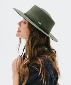 Wren's telescope crown lends a hint of Western style to a classic flat-brim shape. A hat versatile enough to pair with worn jeans to a linen dress. Wren features an adjustable leather chinstrap that gives it a little extra somethin' + can easily tuck into the crown for an additional look. Chic Adjustable Fedora With Flat Crown, Classic Felt Hat For Everyday Summer Wear, Classic Summer Felt Hat For Everyday, Everyday Brimmed Felt Hat For Summer, Classic Everyday Felt Hat For Summer, Everyday Summer Brimmed Felt Hat, Spring Everyday Fedora Felt Hat, Chic Spring Felt Hat For Everyday, Everyday Fall Flat Brim Fedora