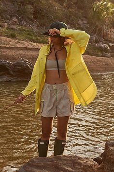 Backpacking Outfits, Essential Shorts, Hiking Outfits, 90s Tv, Free People Activewear, Hiking Shorts, Camping Outfits, Fp Movement, Hiking Outfit