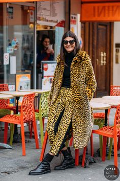 Giovanna Battaglia Engelbert before Altuzarra Leopard Coat Street Style, Winter Coat Street Style, Giovanna Battaglia Engelbert, Pattern Outfits, Animal Instinct, Giovanna Battaglia, Coat Street Style, Fashion Moodboard, Leopard Coat