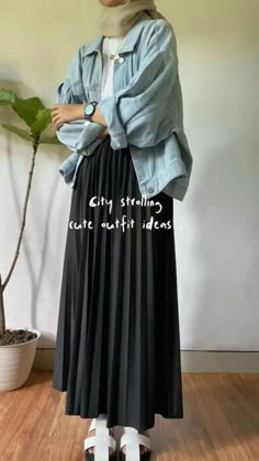 Black Skirt Hijab, Black Skirt Hijab Outfit, Casual Outfits With Hijab, Hijabi Formal, Skirt Hijab Outfit, Modest Outfits Summer, Kuliah Outfit, Outfits With Hijab, Casual Plus Size Outfits