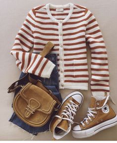 2023 Outfits, Outfit Plan, Outfits With Converse, Instagram Outfits, Vogue Fashion, Striped Cardigan, Street Style Outfit, Beautiful Outfits