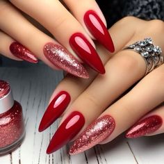 Trending Red Nails, Red And Glitter Nails, Red Fall Nail Designs, Red Sparkle Nails, Ambre Nails, Nails Latina, Bad And Boujee Nails, Boujee Nails, Wife Nails