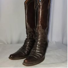 Excellent Used Condition Donald Pliner Country Couture Collection All Leather Boots Sz Us 7 Donald J. Pliner Perfect For A Cowgirl With Luxury Taste! Dark Brown Coated With Bronze. These Are Exceptional Quality!!!! Combine The Genuine Leather Quality, Designer Craftsmanship, And Luxurious Touch To Get These Donald J. Pliner Country Couture Collection Women's Cowboy Boots Size 7 An All Leather Made In Italy By Donald Pleiner. These Boots Truly Have A Long Life Due To Their Leather Quality. Us 7 Eu 37 Reposhing This Item I Purchased From @Ohlalaboutik. Loved It, But They Were Just Too Small For Me. These Are So Nice That I Am Now Iso These In A Bigger Size. Bin: Item: 939 Country Couture, Women's Cowboy Boots, Cowboy Boots Women, Brown Coat, So Nice, Couture Collection, Long Life, Shoes Heels Boots, Cowboy Boots