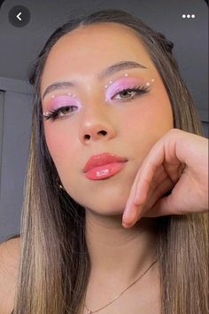 Lover Makeup Looks Taylor Swift, Pink Makeup Looks Concert, Makeup Ideas Barbie, Pink Eye Look With Gems, Lover Eyeshadow Looks, Eras Tour Eyeshadow, Taylor Swift Concert Makeup Ideas Lover, Lover Taylor Swift Eye Makeup, Lovers Makeup Taylor Swift