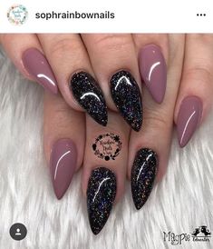 Trends Summer 2024, Colors For 2024, Holloween Nails, Summer Nail Colors, Summer Nail Ideas, Summer Designs, Nail Art Trends, Summer Toe Nails, Goth Nails