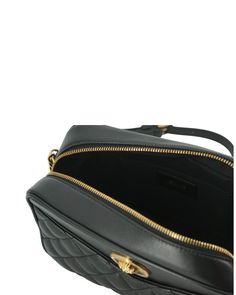 Versace Medium Camera Shoulder Bag 100% Lamb Leather Classic black color Zip closure Medusa head logo One spacious main compartment Interior slip pocket External slip compartment Gold-tone hardware chain and leather shoulder strap Shoulder or crossbody wear Dustbag included Tags included Model number: 1008828_1A03912__IT 1B00V Strap length: 120cm Bag measures L*H*W: 24cm*15cm*7cm Perfect for women who love luxury and style Material: Lamb Leather High Heel Stiefel, Mens Keychains, Medusa Head, Bag Model, Classic Black, High Fashion, Versace, Mens Sunglasses, Dolce And Gabbana