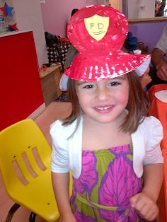 momstown Toronto: How to make a fun (and super easy) firefighter hat! Firefighter Hat, Firefighter Crafts, Safety Crafts, Fire Crafts, Fire Safety Week, Fireman Hat, Library Crafts, Safety Week, Crafts For Preschoolers