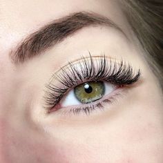 Hybrid Lashes Vs Classic Lash Extensions Classic Full Set, Velour Lashes