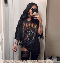 Rocker Girl, Instagram Baddie, Alternative Outfits, A Mirror, Mode Inspiration, Grunge Outfits