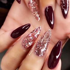 Nails 2025, Acrylic Tips, Lovely Nails, Young Nails, Almond Shape Nails, Rose Gold Nails, Yay Or Nay, Nail Idea, Nails Almond