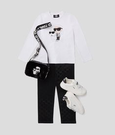 Cut from an ultra-soft cotton blend in a long-sleeved silhouette, this crew-neck T-shirt topped with Ikonik Karl and Choupette artwork offers year-round style and comfort. Heel Accessories, Timeless Dress, Blouse Jeans, Rock Chic, Beach Wear Dresses, Sleepwear & Loungewear, Sweatshirt Shirt, Karl Lagerfeld, Credit Cards