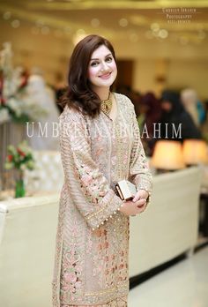 . Shadi Dresses, Kurti Neck Designs, Embroidery Suits Design, Stylish Party Dresses, Stylish Dress Book, Pakistani Dress Design